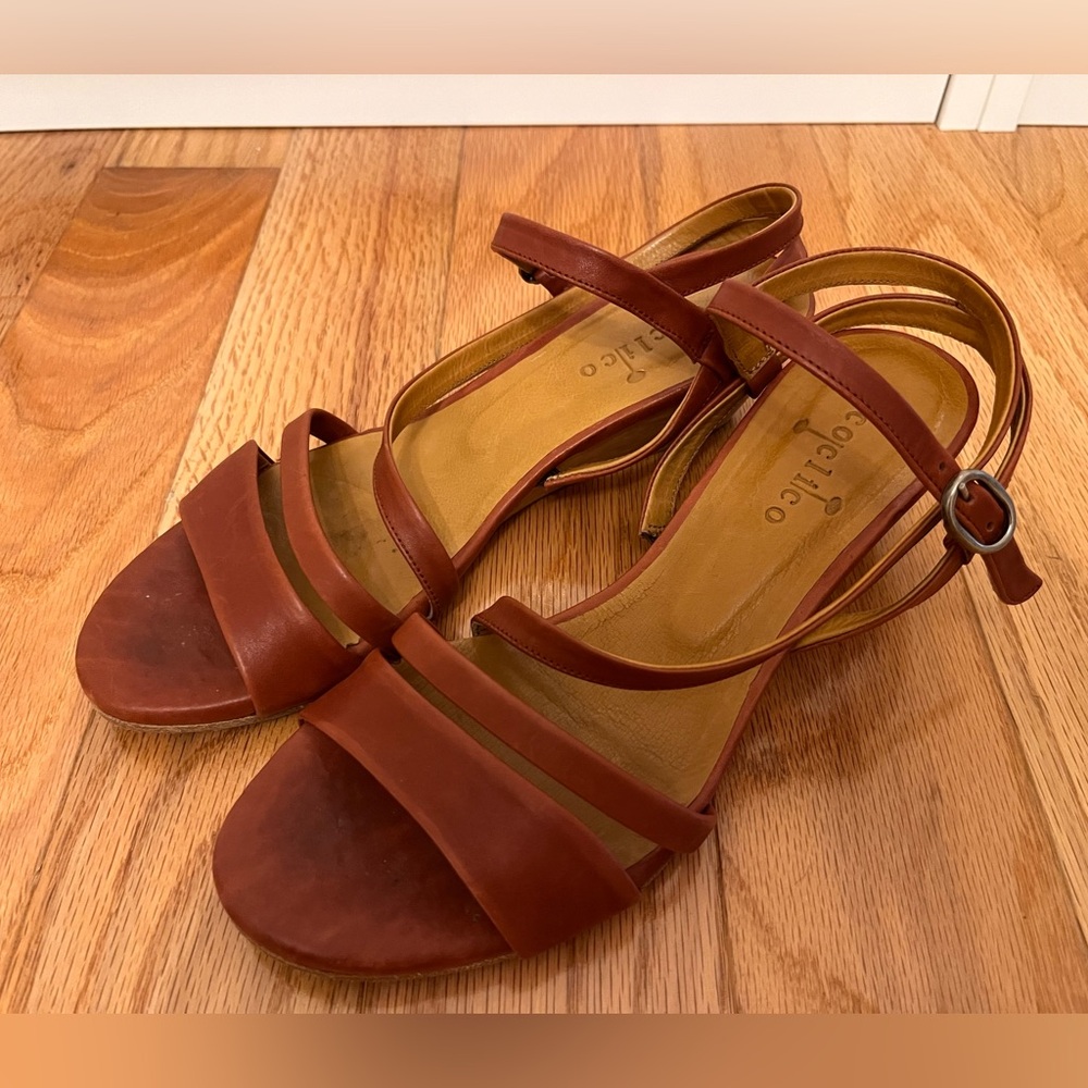 Coclico Leather Sandals